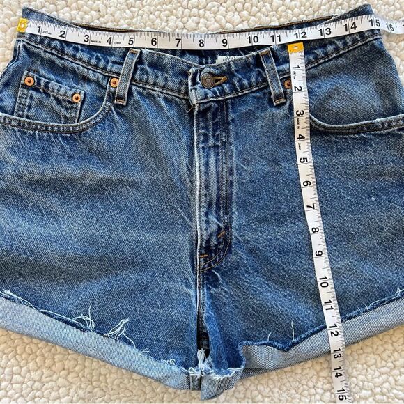Vintage Levis Relax Fit 550 Cut Off High Rise Denim Shorts Made in USA - Picture 12 of 12